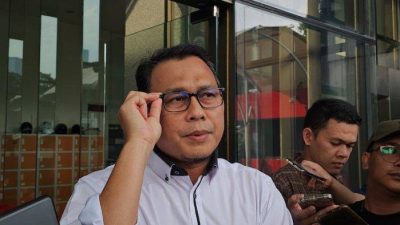 KPK Geledah Kantor Bupati Muna dan Kontraktor Terkait Kasus Dana PEN