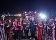 Ivan Gunawan Angkat Bunga Sorume dari Kolaka Timur Jadi Tema Koleksi Baru