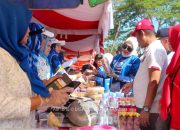 Pasar Murah IWAPI Sultra Diserbu Emak-Emak Saat Event Jalan Sehat Merdeka Kota Kendari
