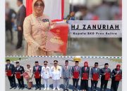 Tiga Dekade Mengabdi, Kepala BKD Sultra Zanuriah Raih Satyalencana Karya Satya Emas