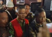 Sulkarnain Kadir Diboyong ke Sel Rutan Usai Diperiksa Penyidik Kejati Sultra