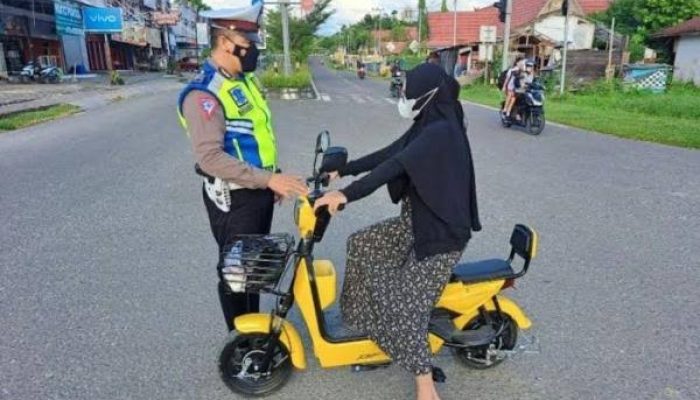 Naik Sepeda Listrik di Jalan Raya Bisa Ditilang dan Disita