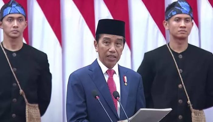 Presiden Jokowi Umumkan Gaji PNS dan Pensiunan Naik pada Tahun 2024