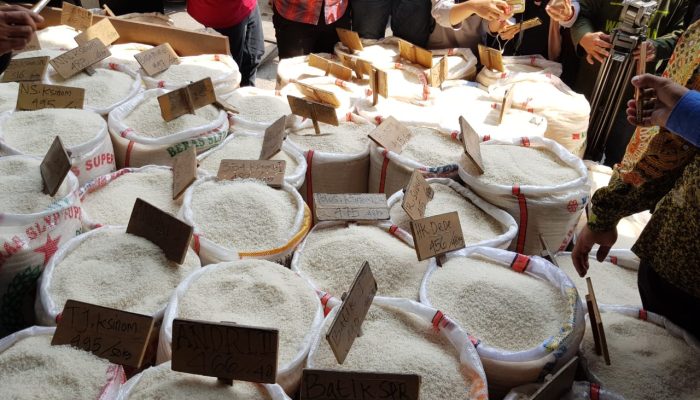 Harga Beras Sepekan Terus Naik, Hari Ini Rerata Nasional Tembus Rp 15.000