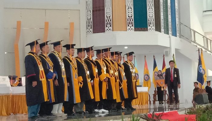 UHO Kendari Kembali Kukuhkan Empat Orang Guru Besar 