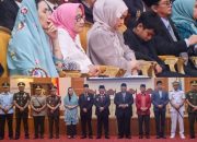 Politisi PDIP Rieke Diah Pitaloka di Seremoni Sertijab Pj Gubernur Sultra Andap Budhi