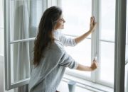 5 Tips Tetap Sehat saat Cuaca Panas dan Berangin