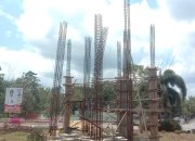 Pembangunan Patung Pahlawan Oputa Yi Koo di Bundaran Kantor Gubernur Sultra Terbengkalai