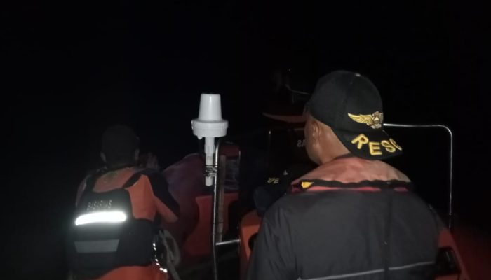 Tim SAR Baubau Sisir Teluk Lande Pasca Satu Orang Nelayan Hilang Saat Menjaring Ikan 