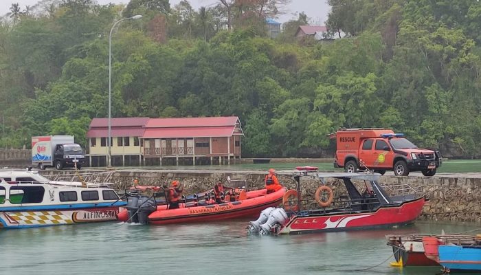 Lima Warga Mubar yang Kecelakaan di Perairan Maginti Berhasil Dievakuasi