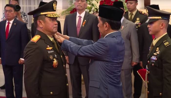 Jokowi Resmi Lantik Maruli Simanjuntak Jadi KSAD