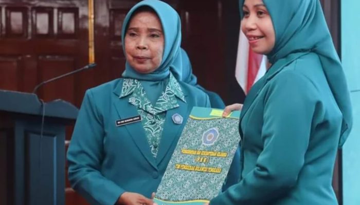 Hartini Azis Jadi Leader TP PKK Koltim: Fokus Tengani Stunting, Kemiskinan Ekstrem dan Inflasi