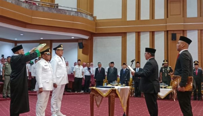 Lantik Pj Wali Kota Kendari Pj Bupati Mubar yang Baru, Andap Budhi : Jaga Netralitas ASN! 