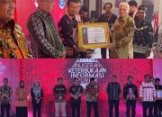 Sederet OPD dan Kabupaten di Sultra Diganjar Penghargaan Oleh Komisi Informasi Sultra