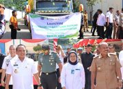 Ribuan Masyarakat Sultra Diguyur Beras CPP