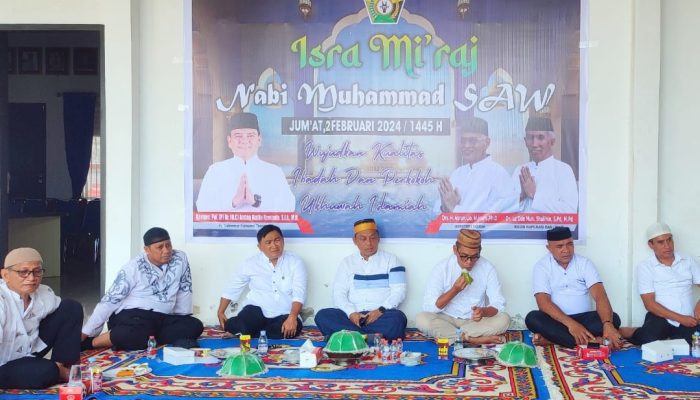 Jumat Bertaqwa Dinas Koperasi dan UMKM Sultra Jadi Momentum Perayaan Isra Mi’raj