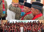 Senyum Sumringah Imam Masjid di Koltim, Dilepas Terbang ke Tanah Suci dari Program Umrah Gratis Pemerintah