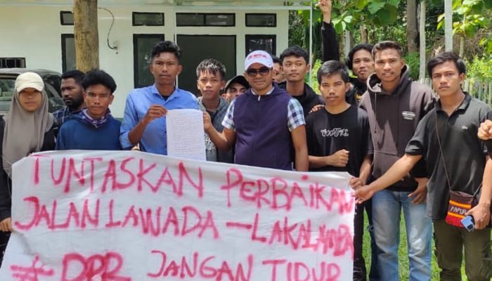Politikus NasDem La Ode Sariba Minta Dinas PU Mubar Perbaiki Jalan Penghubung di Desa Lakalamba – Lawada Jaya