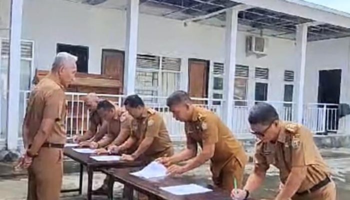Puluhan ASN Dinas Koperasi dan UMKM Sultra Teken Perjanjian Kinerja & Pakta Integritas