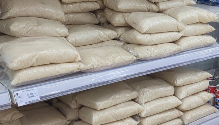 Harga Gula Lokal Bombana ‘Jhonlin Group’ Melonjak Naik, Distributor Pilih Impor dari Surabaya
