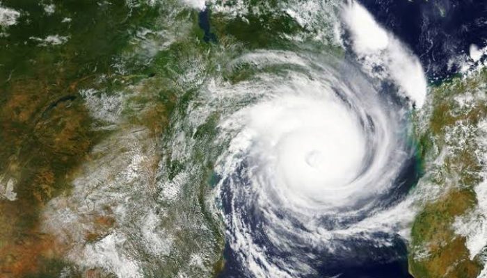 Siklon Tropis Megan Menjauhi Indonesia, Waspada Cuaca Ekstrem