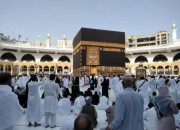 Arab Saudi Bakal Tutup Umrah Tahun Ini, Hanya Bisa Haji