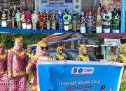 TP PKK Koltim Tampilkan Sepeda Ontel Bawa Komoditi Singkong & Padi di Jambore PKK Sultra