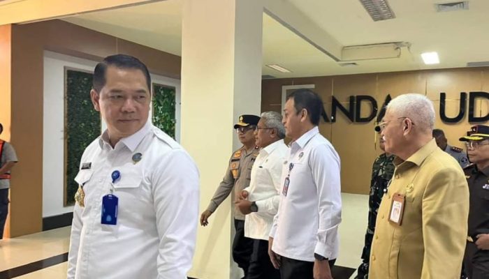 Kepala BNN RI Kunker di Bumi Anoa, Disambut Langsung Sekda Sultra Bersama Jajaran di Bandara Haluoleo 