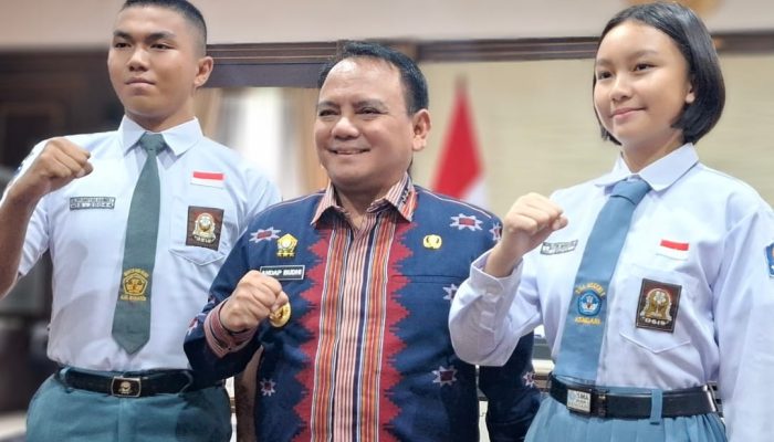 Pj Gubernur Andap Lepas Dua Paskibraka Nasional Utusan Sultra