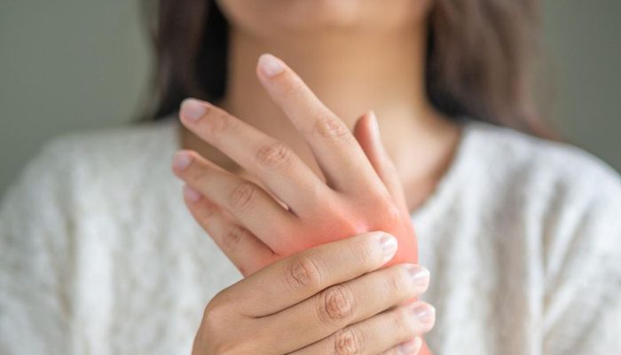 Cek Sekarang, Ini 5 Tanda Rematik yang Bisa Dilihat di Kuku
