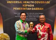 Kembali Terima UHC Award 2024, Sekda Mubar Sebut Warganya Cukup Pakai KTP Saat Berobat