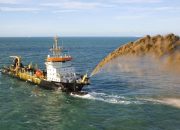 Zulhas Resmi Buka Keran Ekspor Pasir Laut Usai 20 Tahun Dilarang