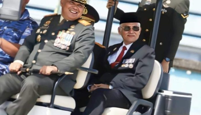 Sekda Asrun Lio Wakili Pj Gubernur Sultra Hadiri Upacara Peringatan HUT ke-79 TNI