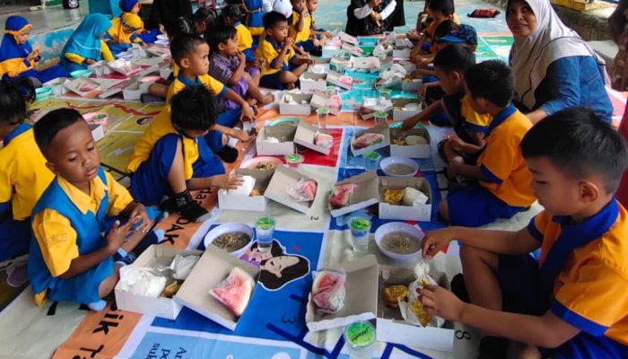 Program Makan Siang Gratis & Bergizi Sasar 2.025 Siswa PAUD, SD, dan SMP di Kolut