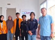Enam Mahasiswa Jurnalistik UHO Mulai Program Magang di Kantor Media Lajur.co
