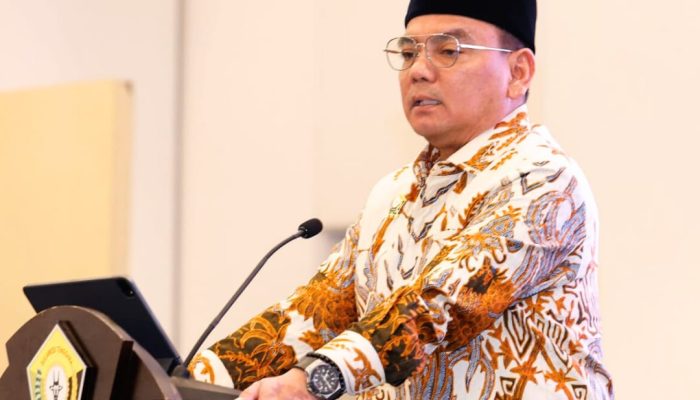 Pesan Gubernur Sultra ke Anggota DPRD Buton Raya: Maknai Jabatan Adalah Jalan Ibadah Dan Pengabdian