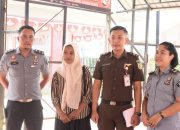 Penahanan Guru Honorer yang Dipolisikan Ortu Siswa Ditangguhkan, Kasus Hukum Tetap Berlanjut