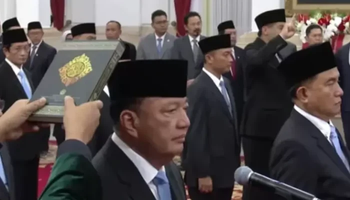 Prabowo Resmi Lantik Jajaran Menteri Kabinet Merah Putih di Istana