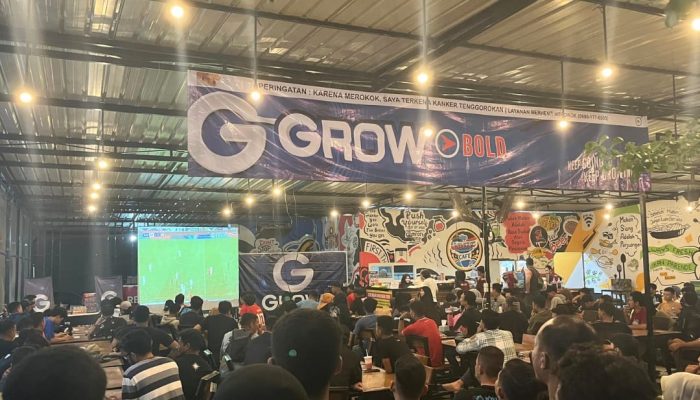 Warkop Universe Kendari Dipadati Pendukung Timnas Saat Laga Indonesia Vs Arab Saudi