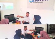 Fotografer Antara Berbagi Tips Teknik Dasar Fotografi ke Mahasiswa Magang UHO