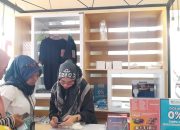 Tukar Poin di Aplikasi MyTelkomsel, Payung Jadi Merchandise Paling Diburu Pelanggan Telkomsel Kendari