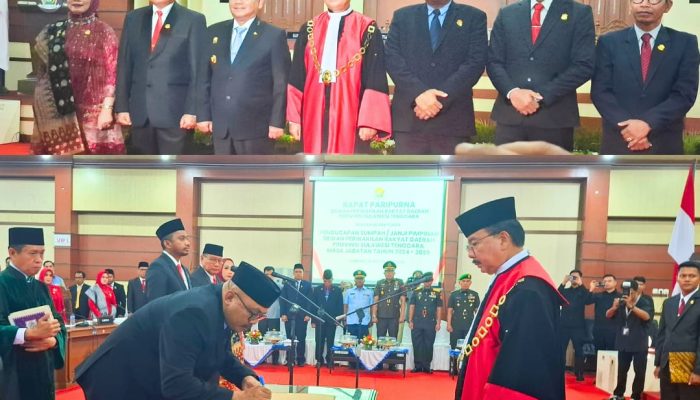 La Ode Tariala Resmi Pimpin Legislatif Sultra, Berikut Komposisi Fraksi DPRD Sultra Periode 2024-2029