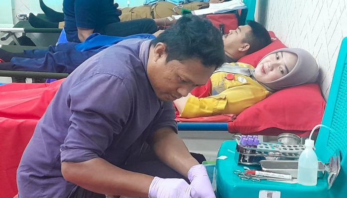 Aksi Donor Darah Pemkot Kendari di Hari Antikorupsi Sedunia 2024