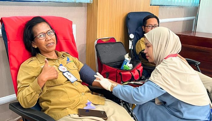 HUT ke-24, BPOM Kendari Aksi Donor Darah