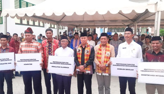 Andi Sumangerukka Targetkan Setiap Kabupaten & Kota di Sultra Punya Sekolah Unggulan