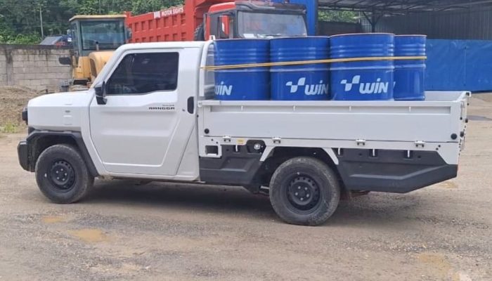 Toyota Hilux Rangga: Mitra Tangguh Pengusaha Sulawesi, Terbukti Andal di Medan Tambang