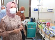 Siska Karina Imran Besuk Pasien Bayi Stunting & Tuberkulosis Paru di RSUD Kota Kendari