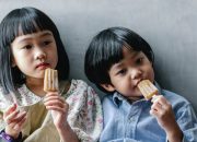 Tips Cegah Balita Kecanduan Makanan Manis