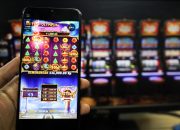OJK Mau Blokir 4.000 Rekening Bank Milik Bos Judi Online