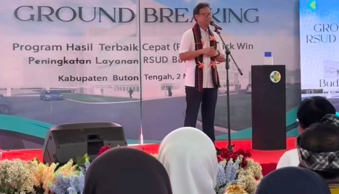 Menkes Budi Gunadi Kunker Pakai Heli di Sultra, Groundbreaking & Resmikan 4 Gedung Rumah Sakit